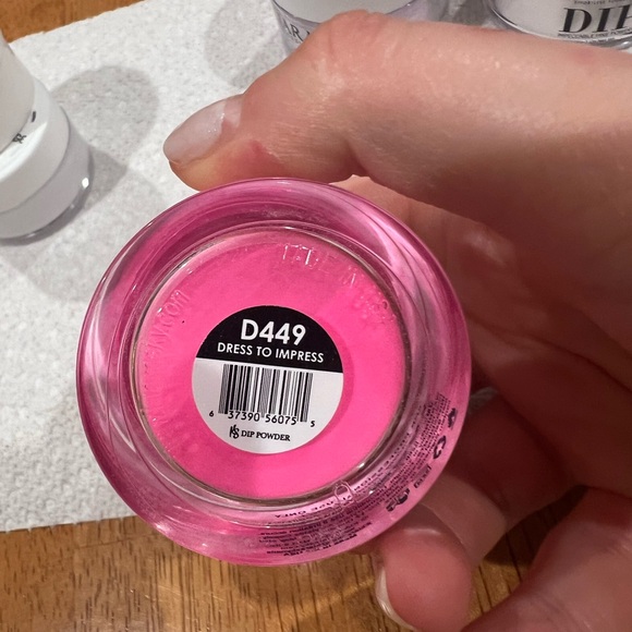 Dip Nail Powders - Picture 6 of 8